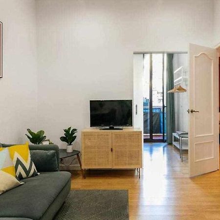 Cozy & Central Apartment Barcelona Exterior photo